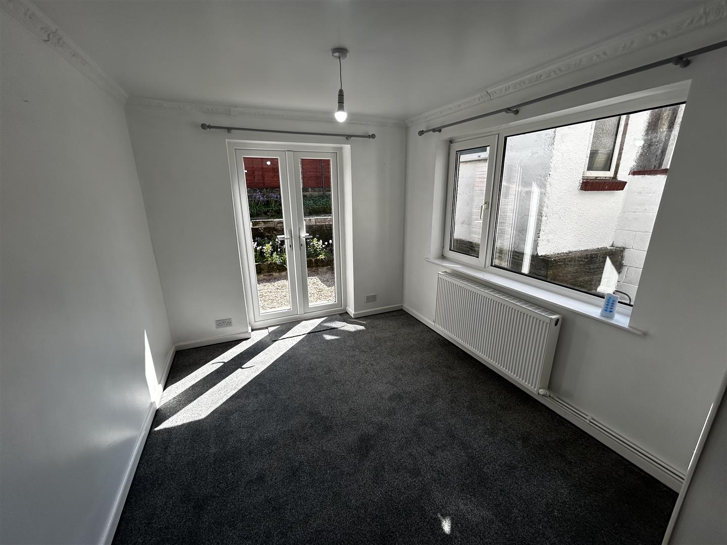 Fourth Avenue, Clase, Swansea, SA6 7LU